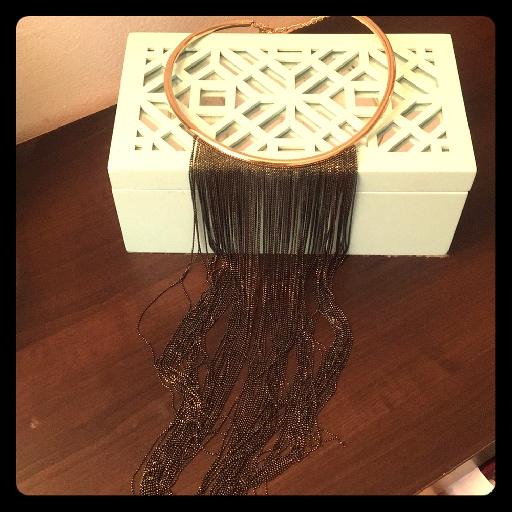 Gold choker with fringe chain